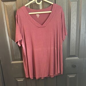 Market & Spruce V-Neck Short Sleeve Tee in Dusty Rose